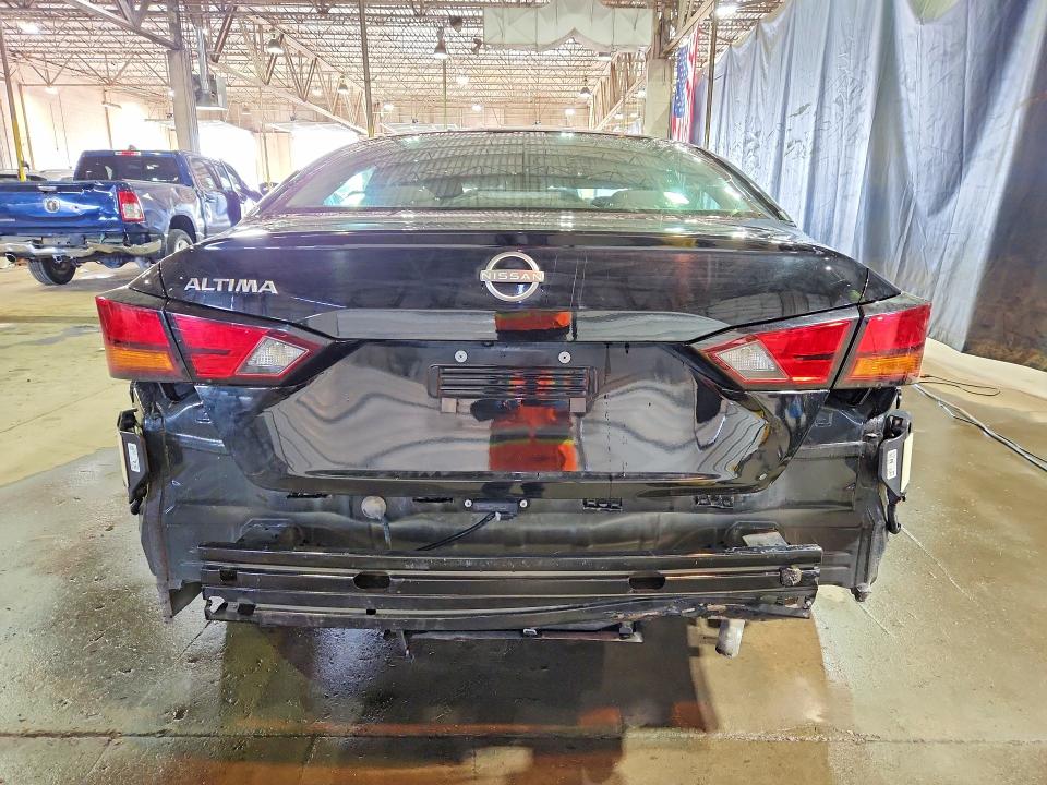 56170426 :رقم المزاد ، 1N4BL4BV3PN395861 vin ، 2023 Nissan Altima مزاد بيع