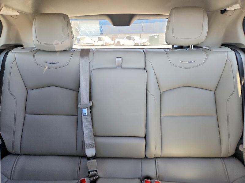55602586 :رقم المزاد ، 1GYAZAR49NF137944 vin ، 2022 Cadillac Xt4 مزاد بيع