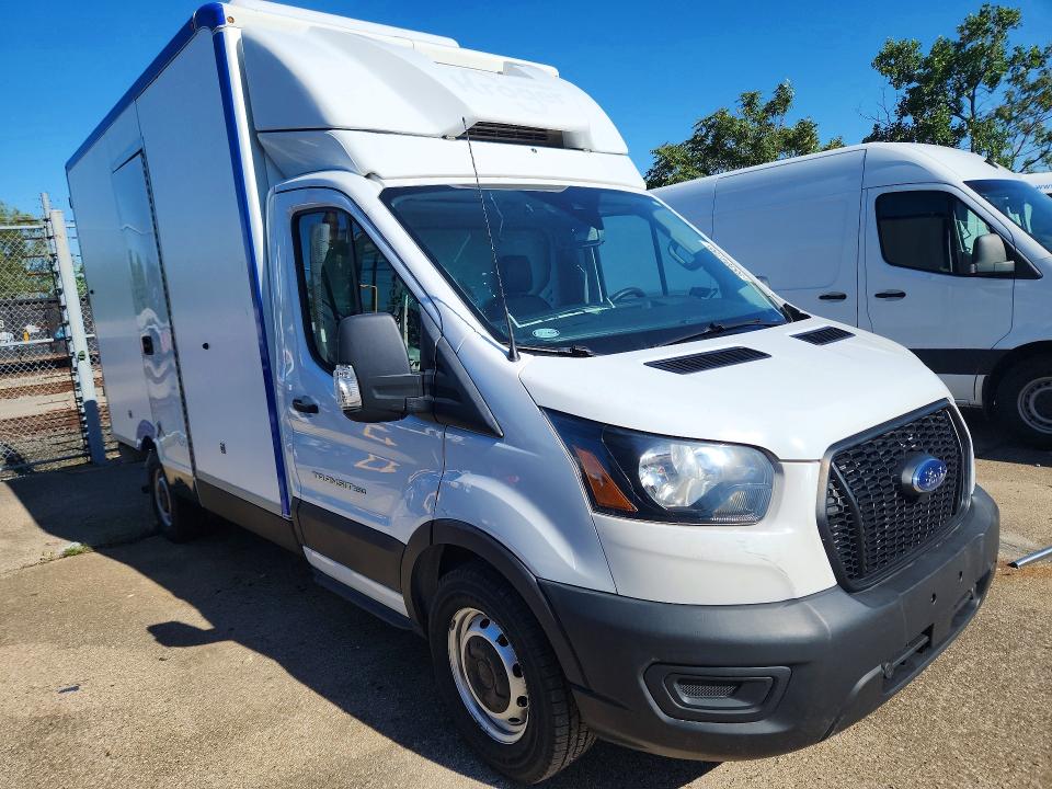 Продаж на аукціоні авто 2022 Ford Transit, vin: 1FDBW5Z84NKA39758, номер лоту: 55304756