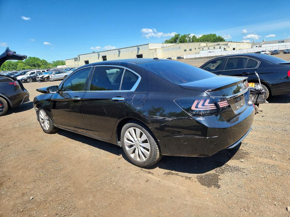 2015 Honda Accord მანქანა იყიდება აუქციონზე, vin: 1HGCR2F87FA037630, აუქციონის ნომერი: 55696116