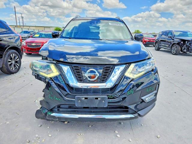 2017 Nissan Rogue მანქანა იყიდება აუქციონზე, vin: JN8AT2MT0HW400066, აუქციონის ნომერი: 56835636