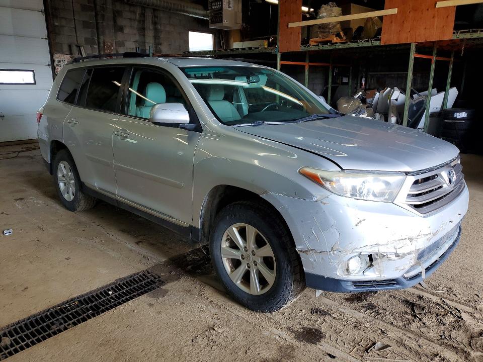 Продажа на аукционе авто 2011 Toyota Highlander, vin: 5TDBK3EH7BS084160, номер лота: 54830976