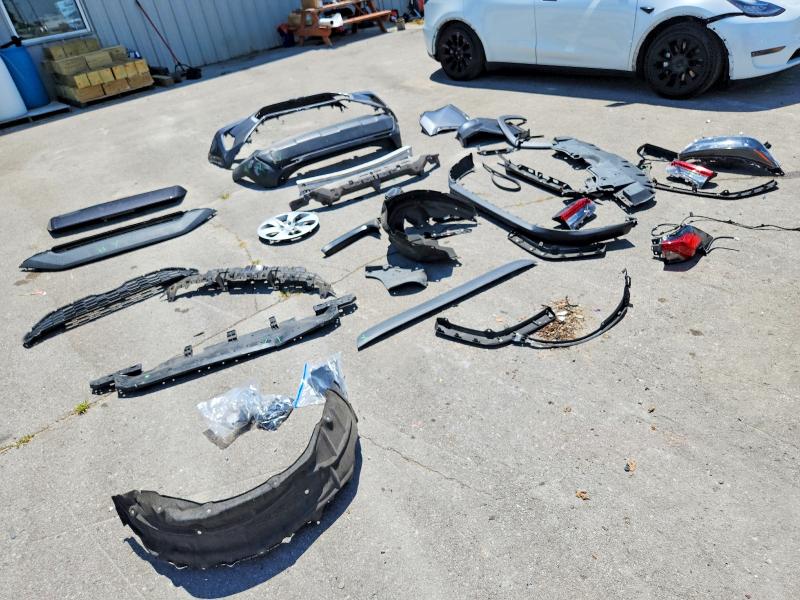 56064916 :رقم المزاد ، 2T3H1RFV1LC084015 vin ، 2020 Toyota Rav4 مزاد بيع
