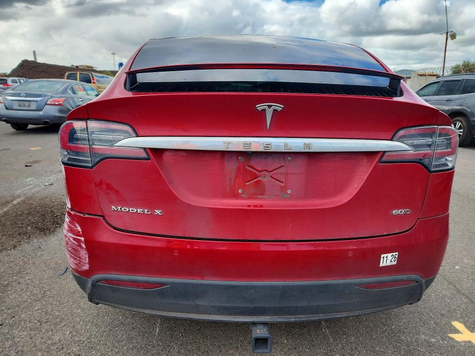 2016 Tesla Model X მანქანა იყიდება აუქციონზე, vin: 5YJXCBE24GF017634, აუქციონის ნომერი: 56185056
