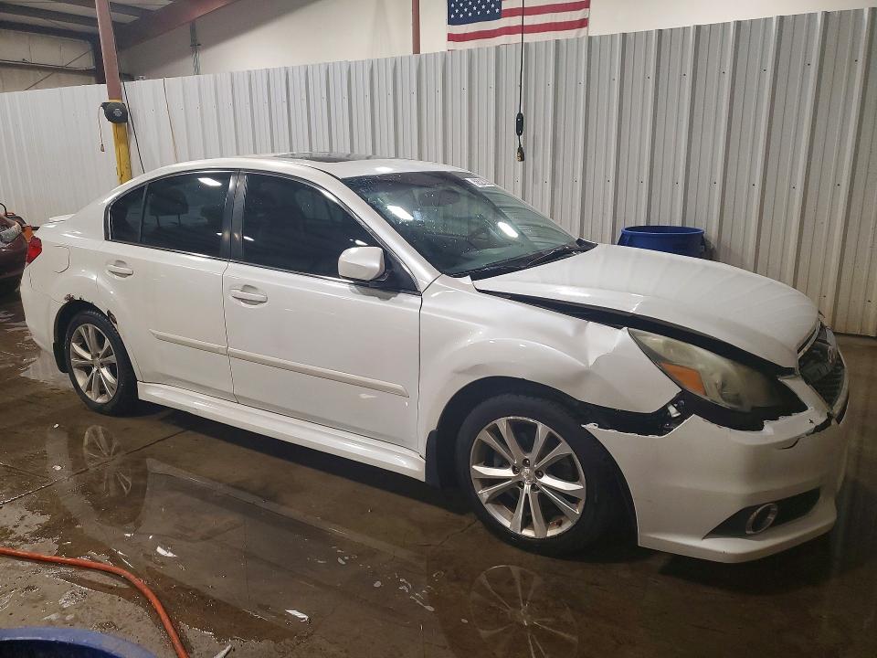 56521286 :رقم المزاد ، 4S3BMBK60D3020585 vin ، 2013 Subaru Legacy مزاد بيع