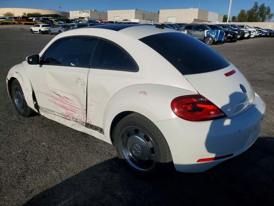 85603125 :رقم المزاد ، 3VWJP7ATXCM610424 vin ، 2012 Volkswagen Beetle مزاد بيع