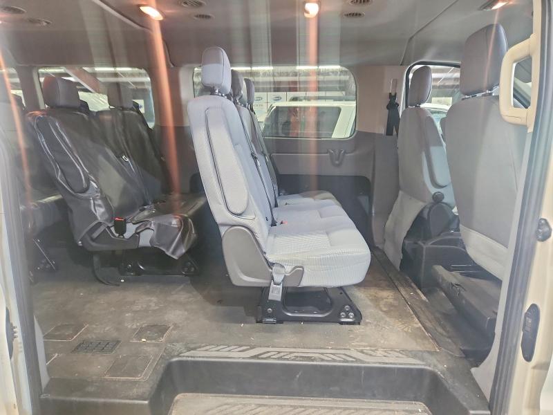 56410096 :رقم المزاد ، 1FBZX2YG4FKA83515 vin ، 2015 Ford Transit مزاد بيع