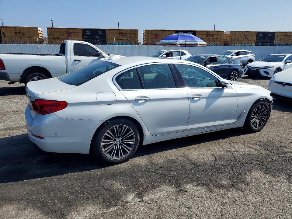 56148546 :رقم المزاد ، WBAJE5C51JWA94057 vin ، 2018 Bmw 540 مزاد بيع