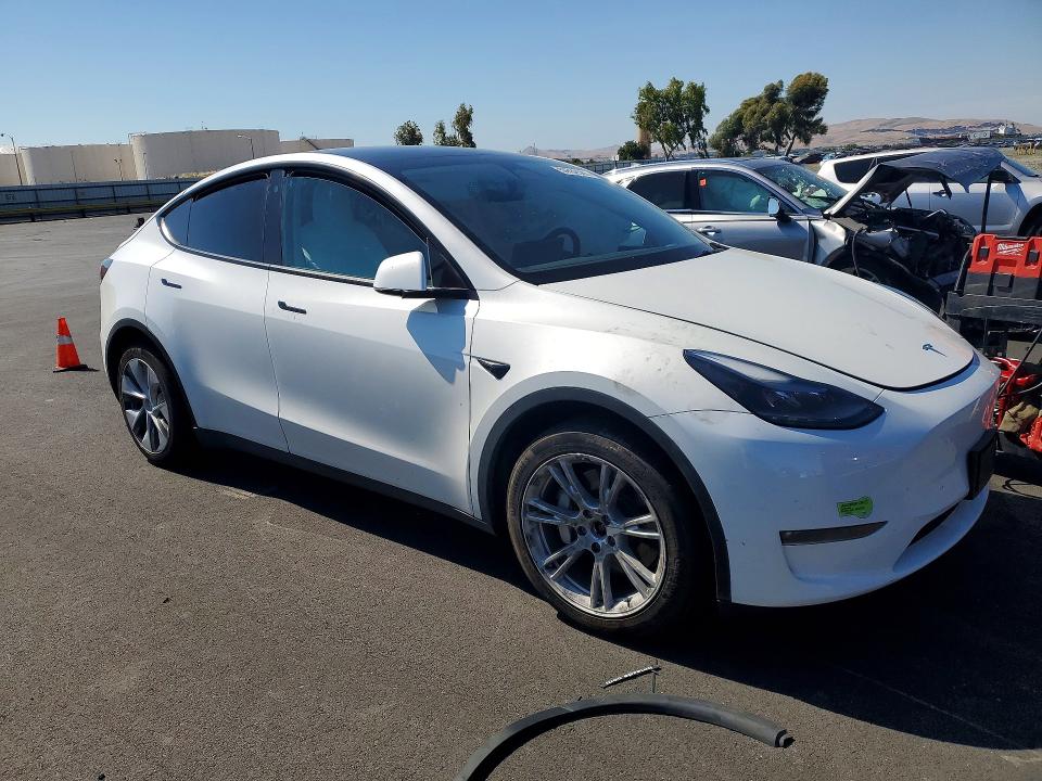 2023 Tesla Model Y მანქანა იყიდება აუქციონზე, vin: 7SAYGAEE2PF640637, აუქციონის ნომერი: 57730586
