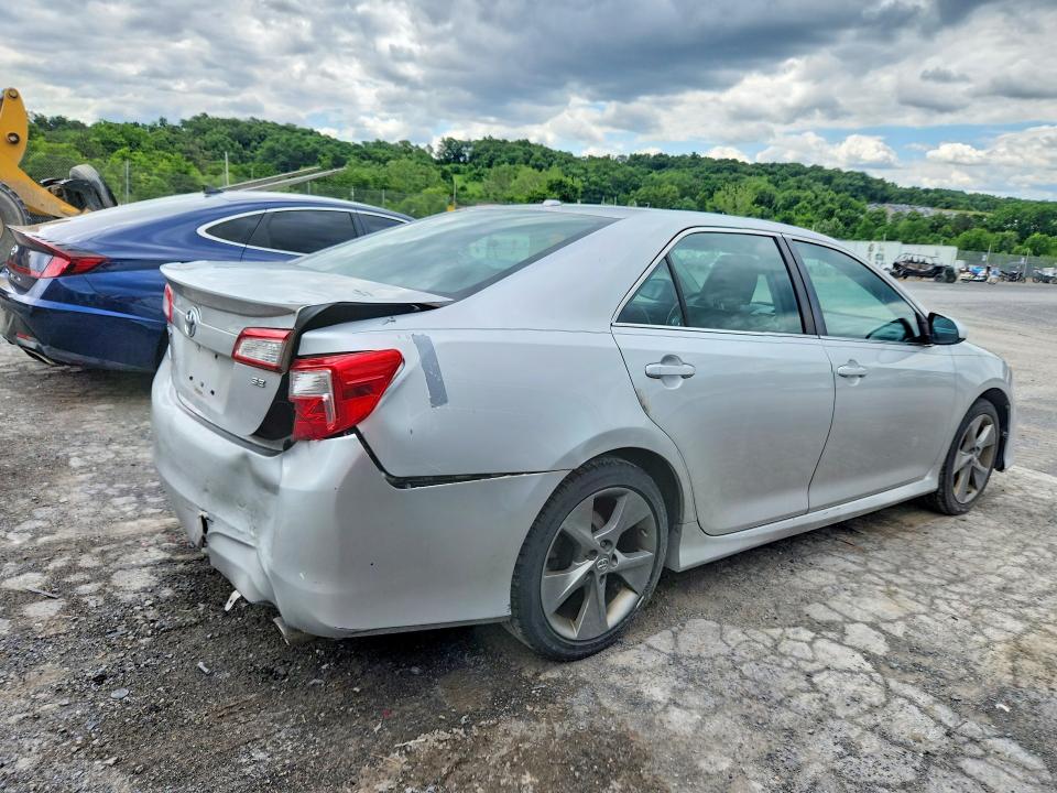 2013 Toyota Camry მანქანა იყიდება აუქციონზე, vin: 4T1BK1FK9DU529510, აუქციონის ნომერი: 57372356