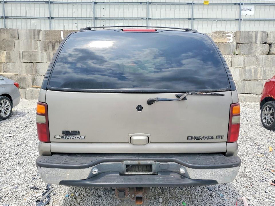 57670086 :رقم المزاد ، 1GNEK13T01R138069 vin ، 2001 Chevrolet Tahoe مزاد بيع