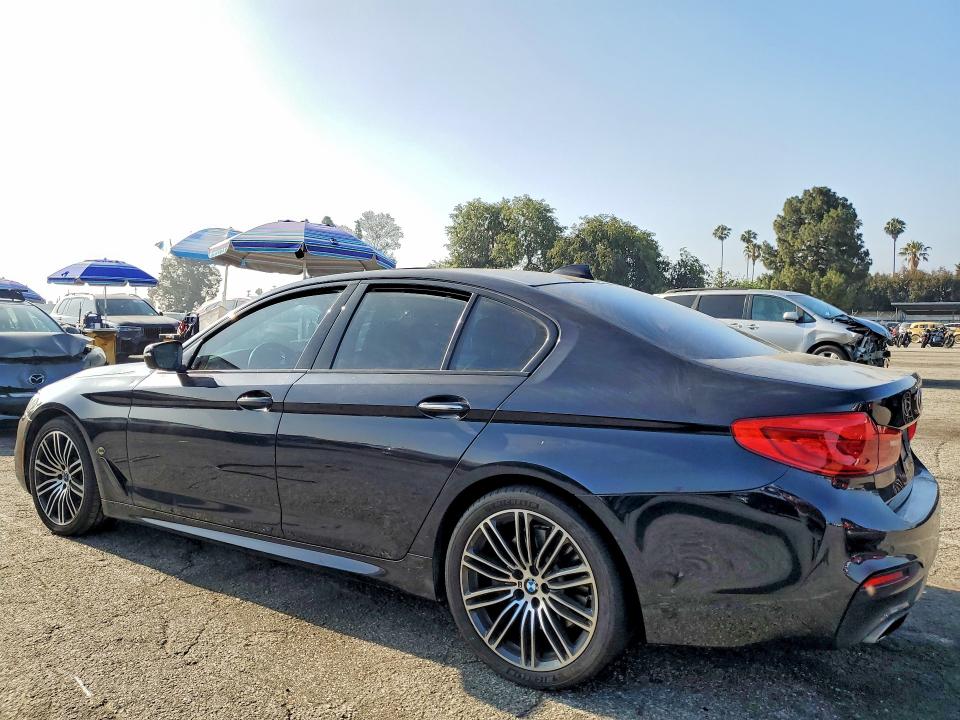 56364106 :رقم المزاد ، WBAJE5C32HG915165 vin ، 2017 Bmw 540 مزاد بيع