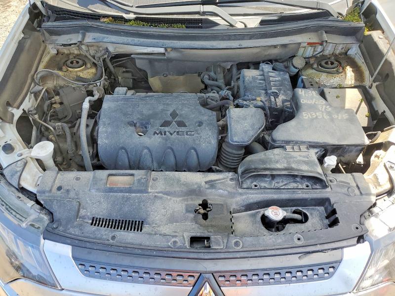 55776276 :رقم المزاد ، JA4AZ2A30LZ602177 vin ، 2020 Mitsubishi Outlander مزاد بيع
