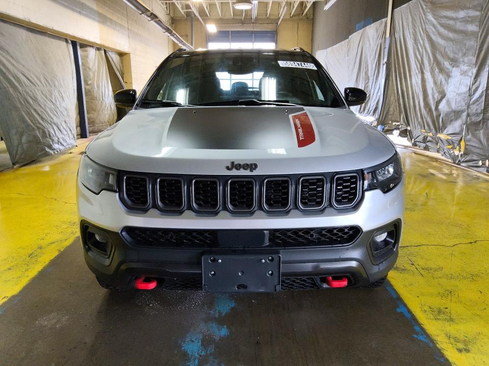 2025 Jeep Compass მანქანა იყიდება აუქციონზე, vin: 3C4NJDDN3ST532784, აუქციონის ნომერი: 58947446