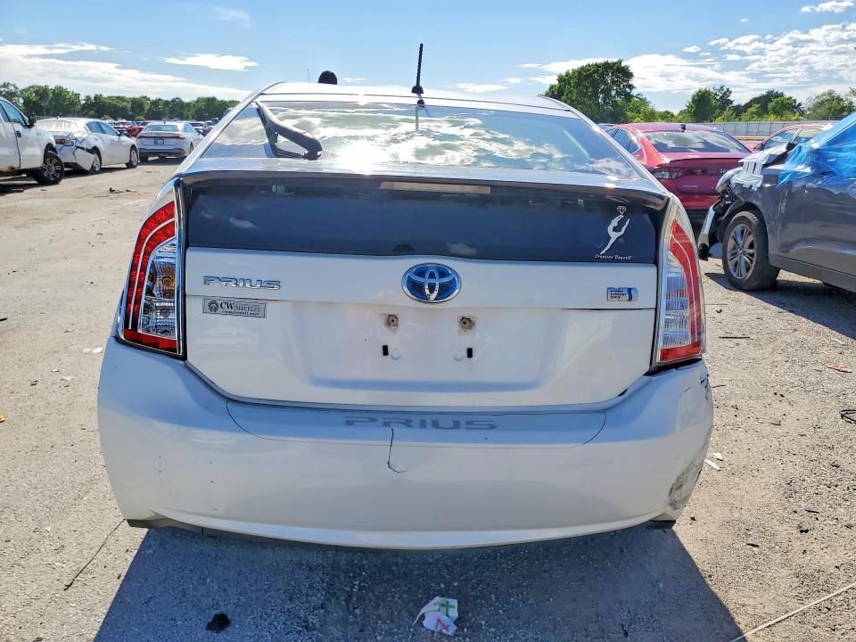 2013 Toyota Prius მანქანა იყიდება აუქციონზე, vin: JTDKN3DU2D5686642, აუქციონის ნომერი: 57589406