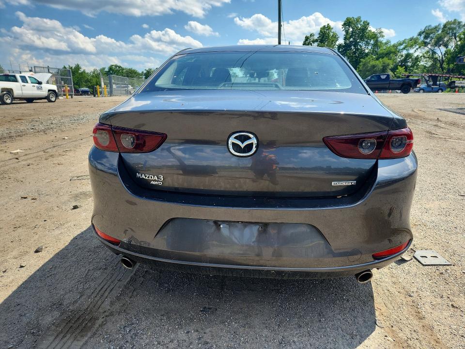 57034326 :رقم المزاد ، JM1BPBCL7M1330546 vin ، 2021 Mazda 3 مزاد بيع
