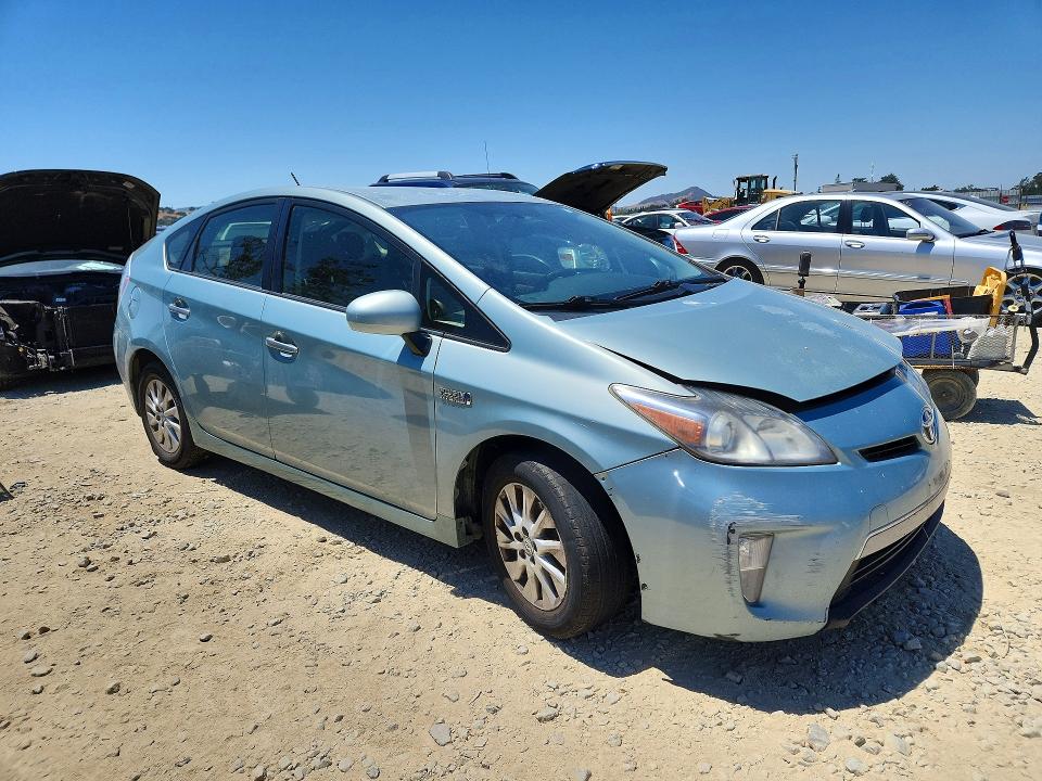 57484226 :رقم المزاد ، JTDKN3DP5C3009749 vin ، 2012 Toyota Prius Plug-in Hybrid مزاد بيع