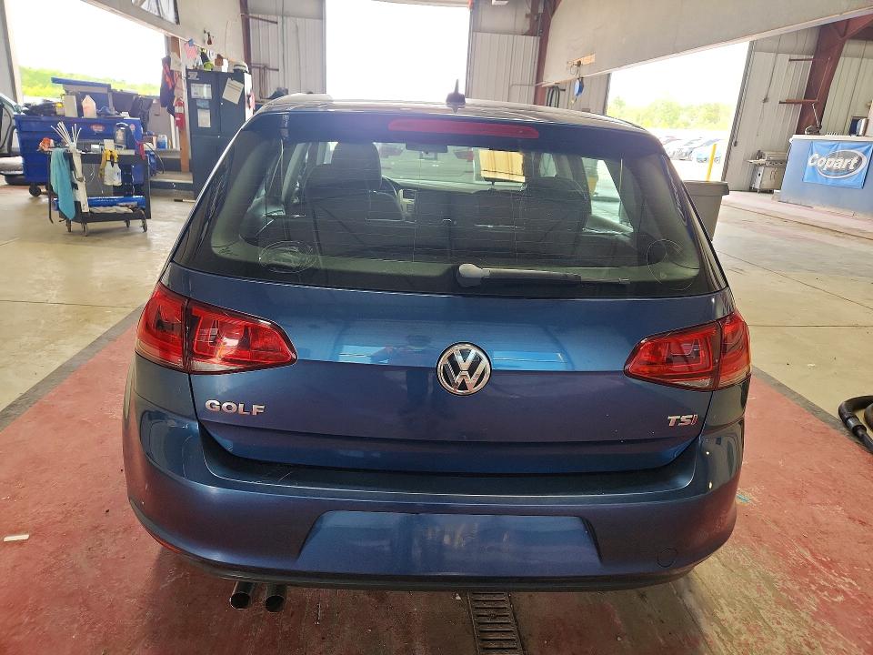 58264256 :رقم المزاد ، 3VW217AU8GM020565 vin ، 2016 Volkswagen Golf مزاد بيع