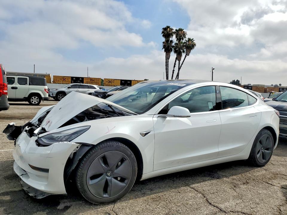 57927916 :رقم المزاد ، 5YJ3E1EA3LF660092 vin ، 2020 Tesla Model 3 مزاد بيع