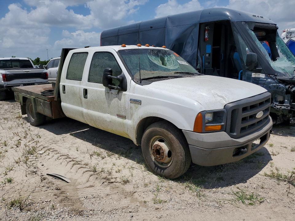 58875246 :رقم المزاد ، 1FDWW36F4YED88415 vin ، 2000 Ford F350 مزاد بيع