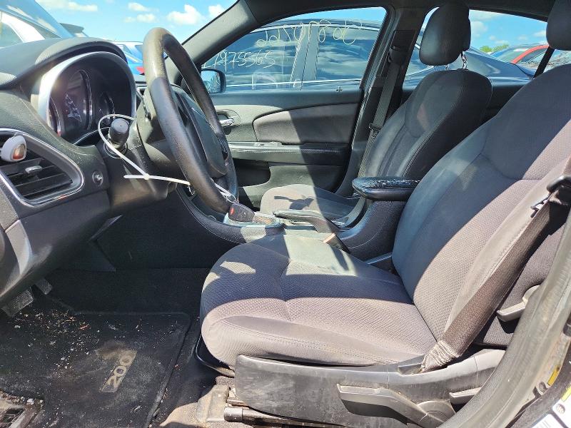 56870266 :رقم المزاد ، 1C3CCBABXEN208367 vin ، 2014 Chrysler 200 مزاد بيع