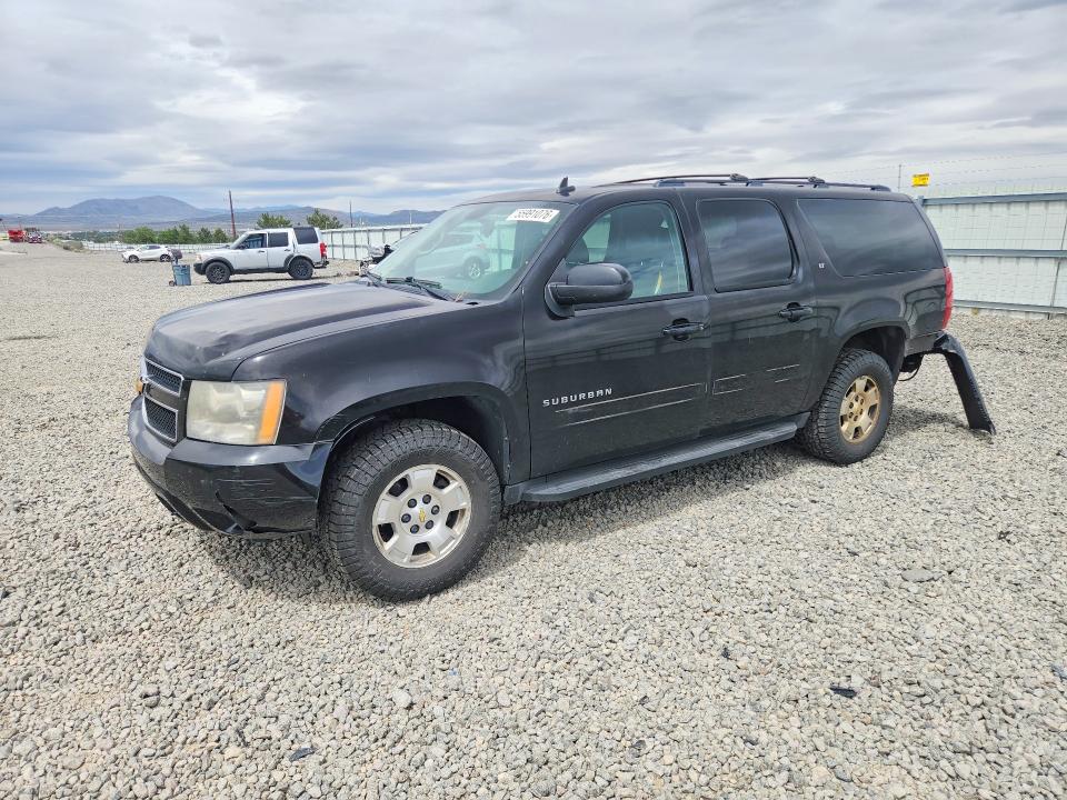 55991076 :رقم المزاد ، 1GNUKJE32AR214139 vin ، 2010 Chevrolet Suburban مزاد بيع