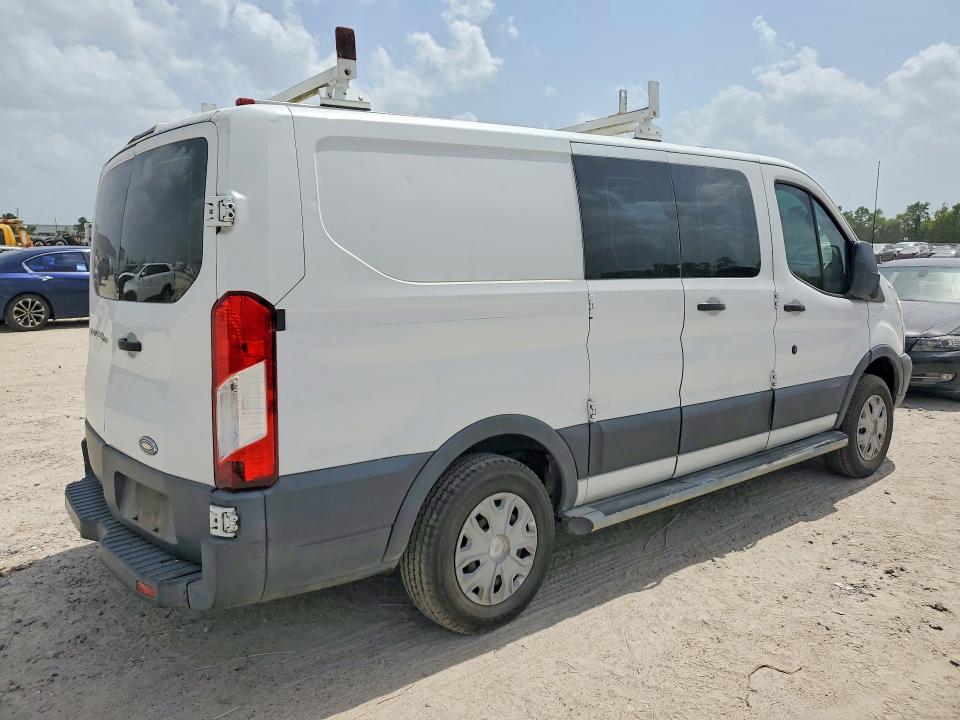 2015 Ford Transit მანქანა იყიდება აუქციონზე, vin: 1FTNR1ZM3FKA47172, აუქციონის ნომერი: 58940336
