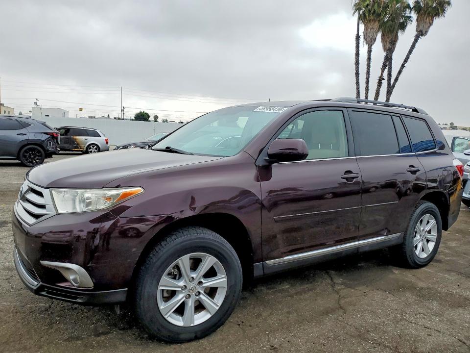 2011 Toyota Highlander მანქანა იყიდება აუქციონზე, vin: 5TDBK3EH2BS047503, აუქციონის ნომერი: 58956436