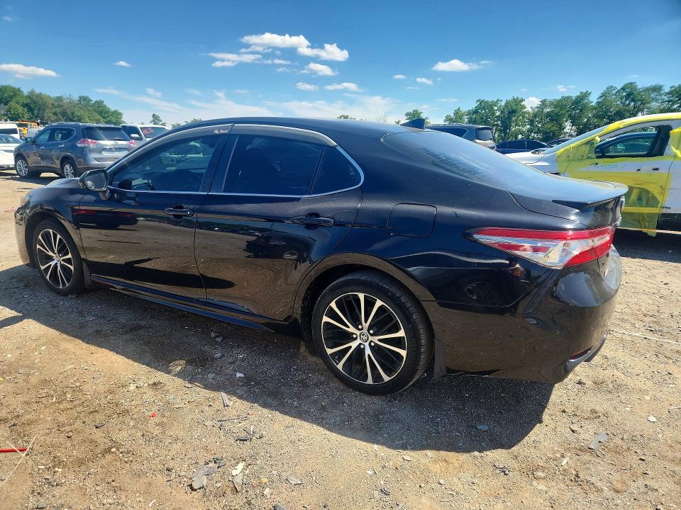 58803046 :رقم المزاد ، 4T1B11HK2KU798414 vin ، 2019 Toyota Camry مزاد بيع