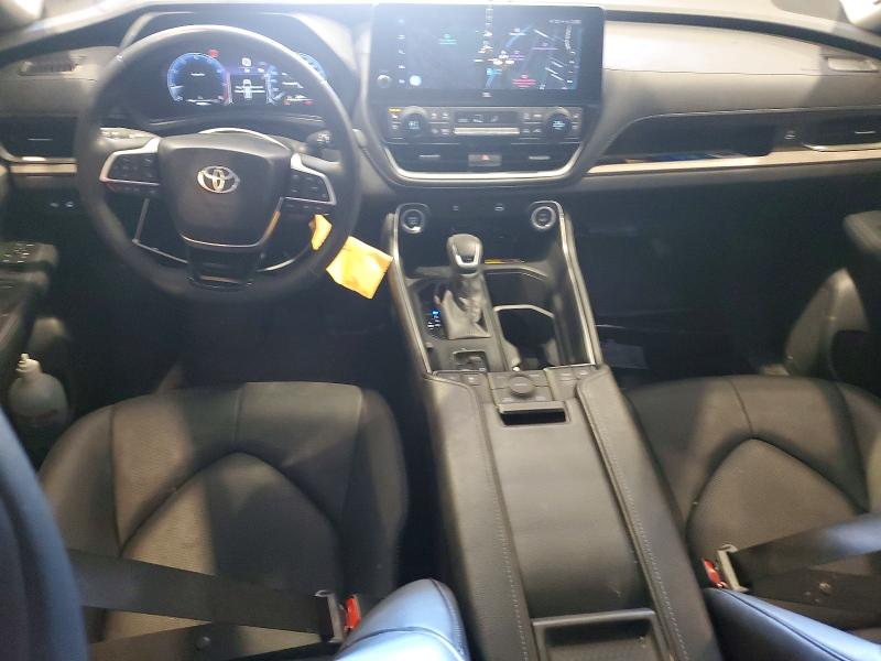2024 Toyota Grand Highlander მანქანა იყიდება აუქციონზე, vin: 5TDAAAB52RS012743, აუქციონის ნომერი: 55626686