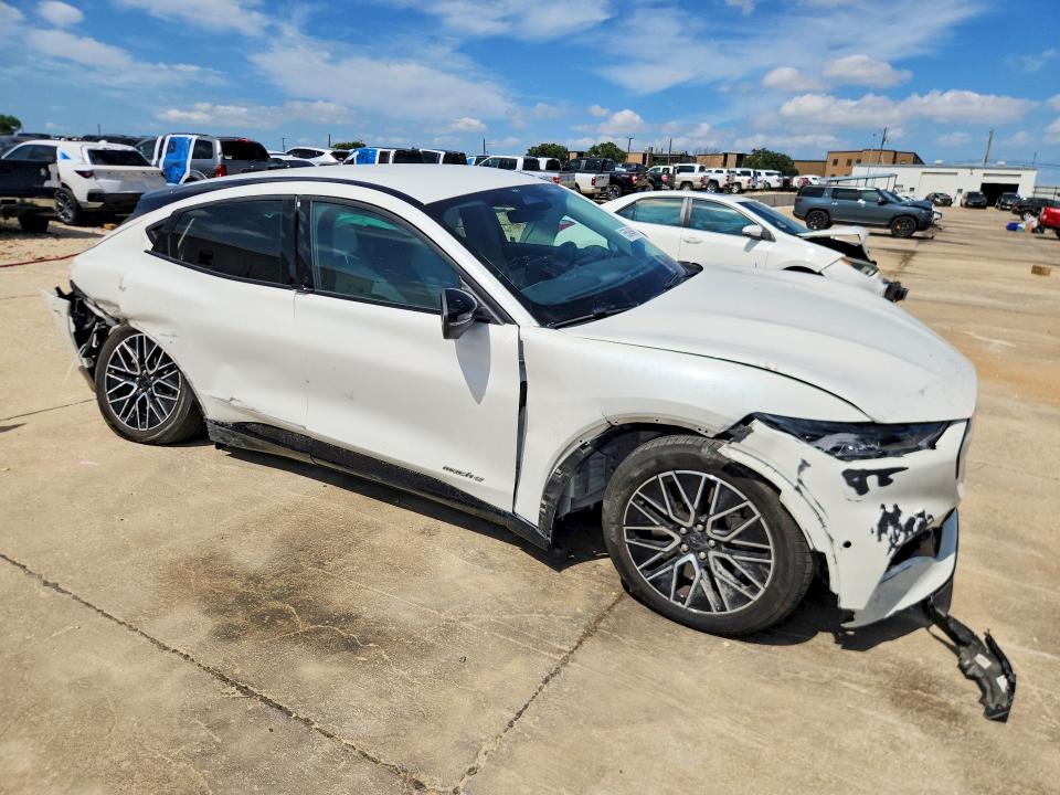 2024 Ford Mustang Mach-e მანქანა იყიდება აუქციონზე, vin: 3FMTK3R45RMA50154, აუქციონის ნომერი: 55594546