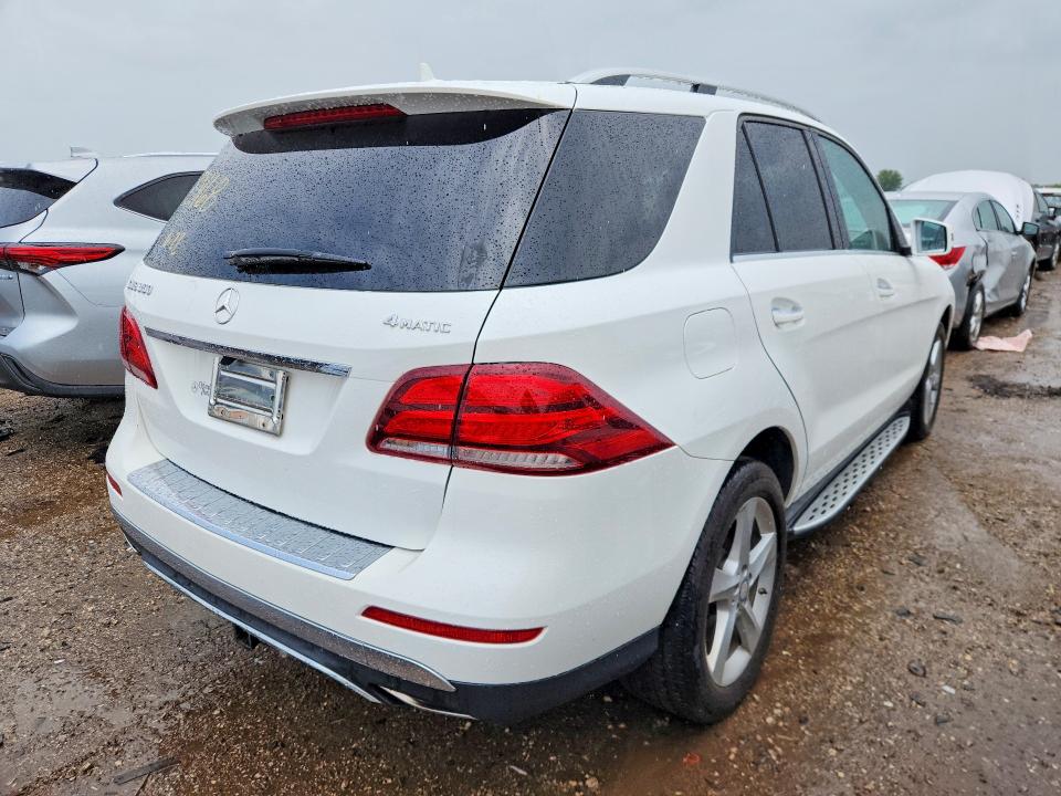 Продажа на аукционе авто 2016 Mercedes-benz Gle, vin: 4JGDA5HB2GA812398, номер лота: 58706046
