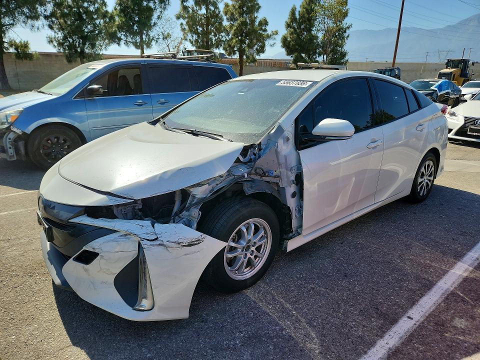 55637836 :رقم المزاد ، JTDKARFP9L3163151 vin ، 2020 Toyota Prius Prime مزاد بيع