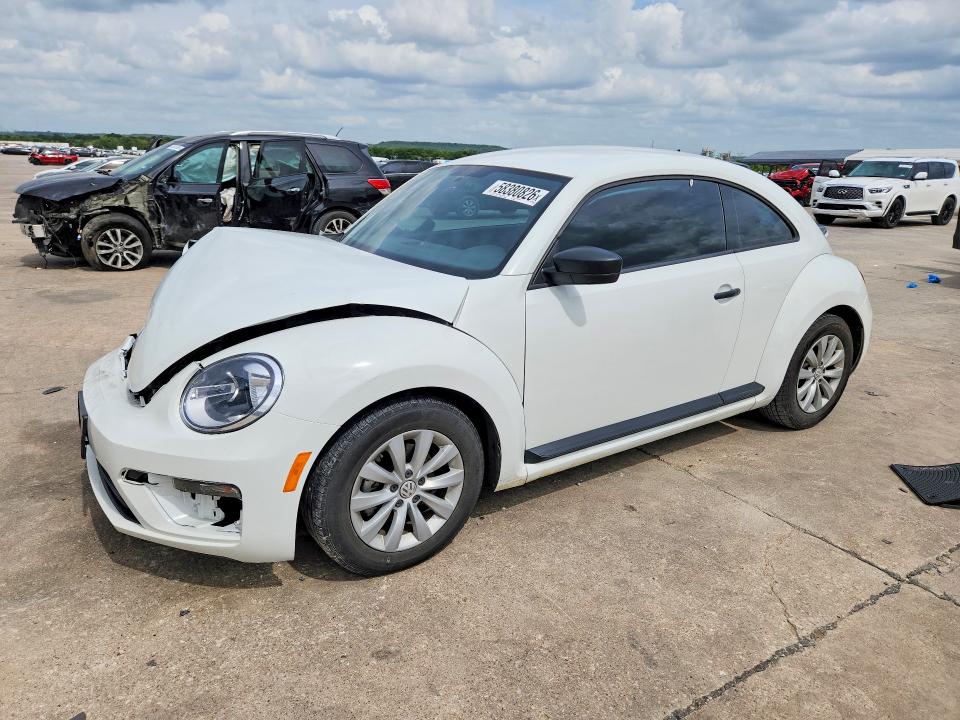 Продаж на аукціоні авто 2018 Volkswagen Beetle, vin: 3VWFD7AT6JM702853, номер лоту: 58380826