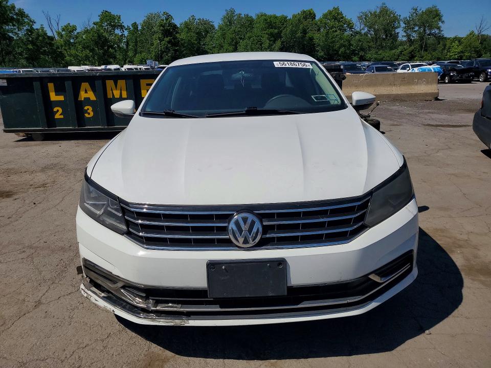 56186756 :رقم المزاد ، 1VWAA7A30JC016604 vin ، 2018 Volkswagen Passat مزاد بيع