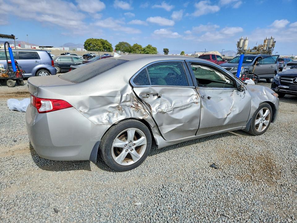 59648666 :رقم المزاد ، JH4CU2F61AC013475 vin ، 2010 Acura Tsx مزاد بيع