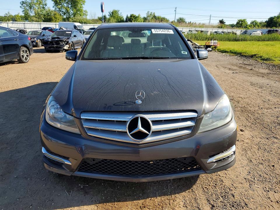 Продаж на аукціоні авто 2013 Mercedes-benz C, vin: WDDGF8AB5DA840065, номер лоту: 55754236