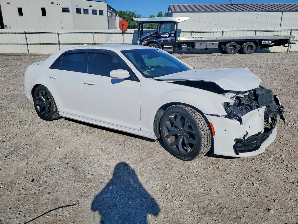 58224906 :رقم المزاد ، 2C3CCABG1MH660784 vin ، 2021 Chrysler 300 مزاد بيع