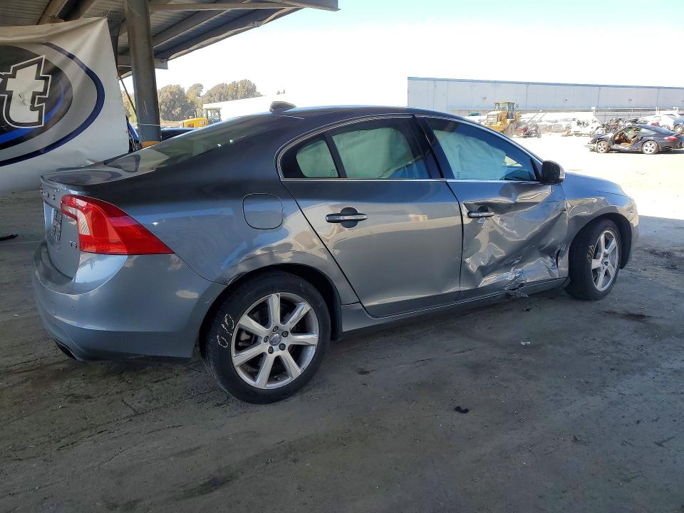 2016 Volvo S60 მანქანა იყიდება აუქციონზე, vin: YV126MFK8G2405751, აუქციონის ნომერი: 56624306
