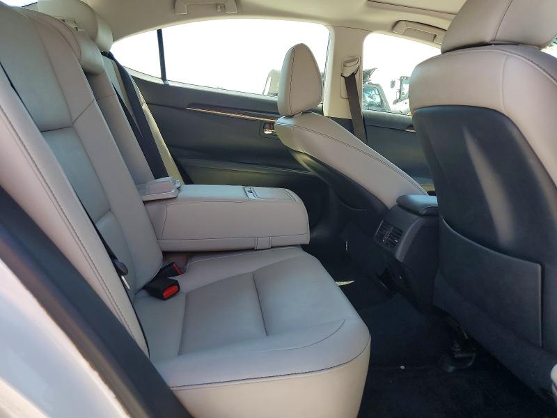 56272026 :رقم المزاد ، JTHBK1GG4D2083758 vin ، 2013 Lexus Es مزاد بيع