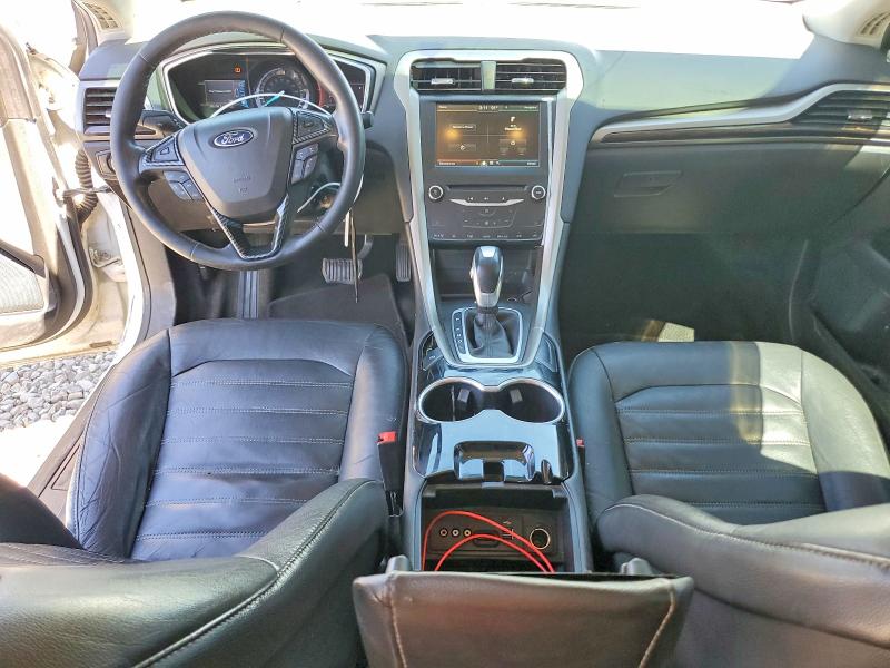 Продажа на аукционе авто 2015 Ford Fusion, vin: 3FA6P0LU6FR170141, номер лота: 58963906