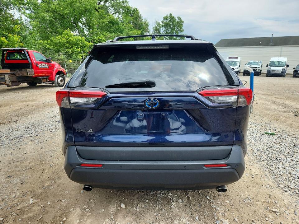 Продаж на аукціоні авто 2021 Toyota Rav4 Hybrid, vin: 4T3B6RFV4MU035768, номер лоту: 58969356