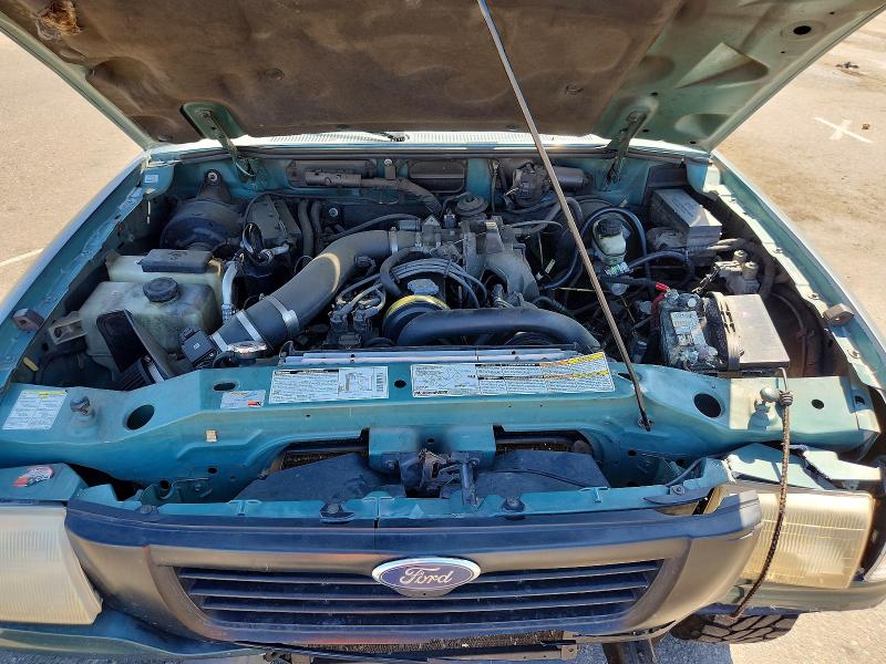 58800276 :رقم المزاد ، 4F4YR12C8YTM22265 vin ، 2000 Mazda B2500 مزاد بيع