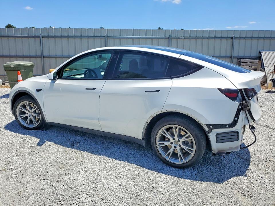 55702096 :رقم المزاد ، 7SAYGDEE7NF327839 vin ، 2022 Tesla Model Y مزاد بيع