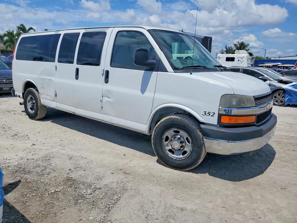 57356816 :رقم المزاد ، 1GAZG1FG2C1123447 vin ، 2012 Chevrolet Express G3500 مزاد بيع