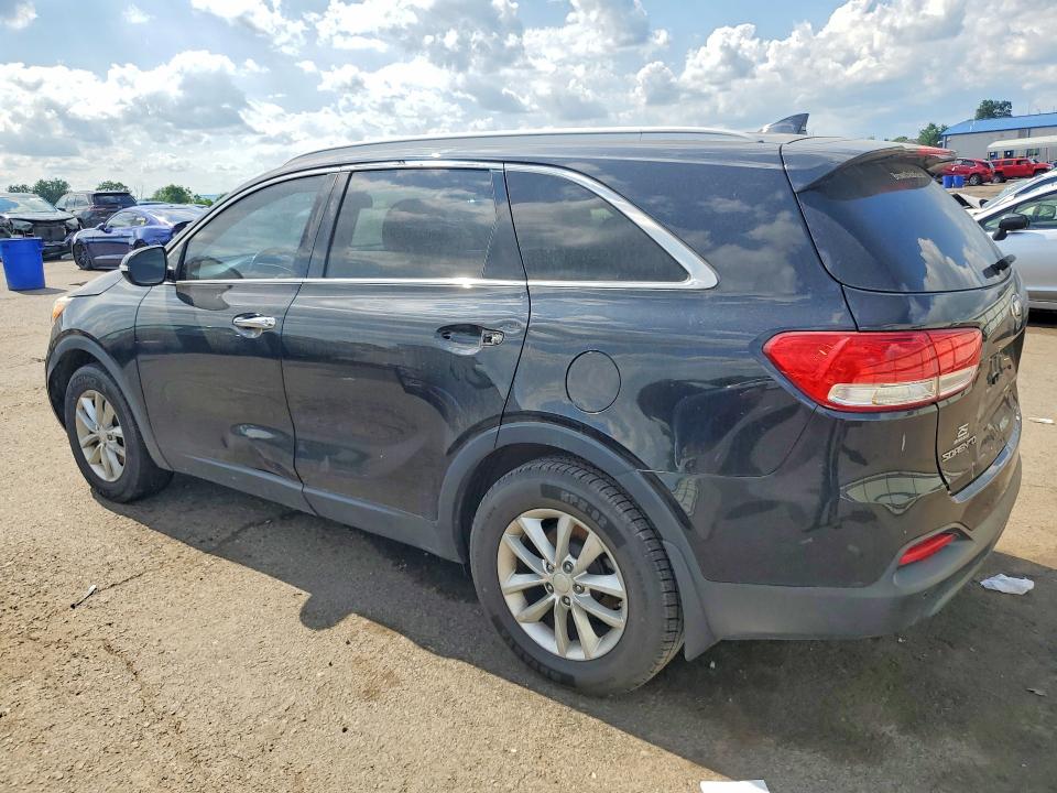 57354646 :رقم المزاد ، 5XYPG4A36HG317071 vin ، 2017 Kia Sorento مزاد بيع