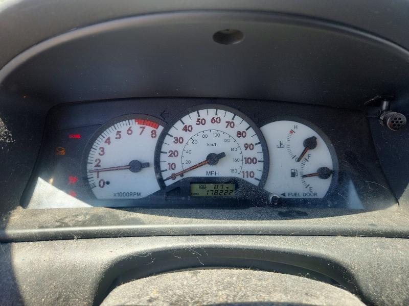 2004 Toyota Corolla მანქანა იყიდება აუქციონზე, vin: 1NXBR32E64Z338246, აუქციონის ნომერი: 58129316