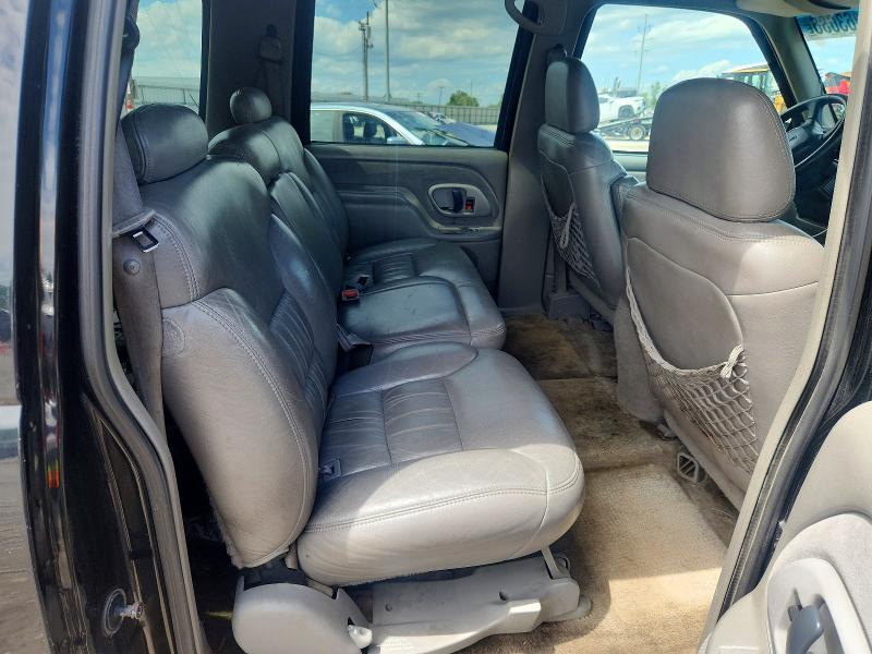 1999 Gmc Suburban მანქანა იყიდება აუქციონზე, vin: 3GKFK16R3XG521627, აუქციონის ნომერი: 56863086