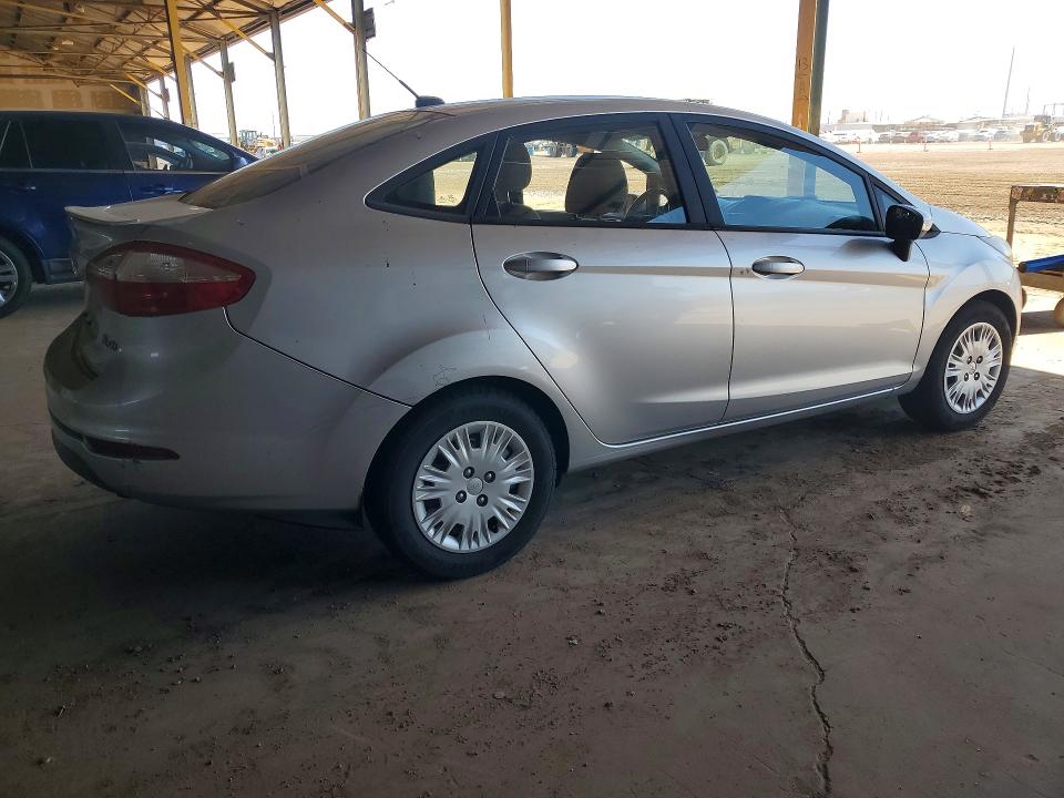 Продажа на аукционе авто 2015 Ford Fiesta, vin: 3FADP4BE1FM150966, номер лота: 55529226
