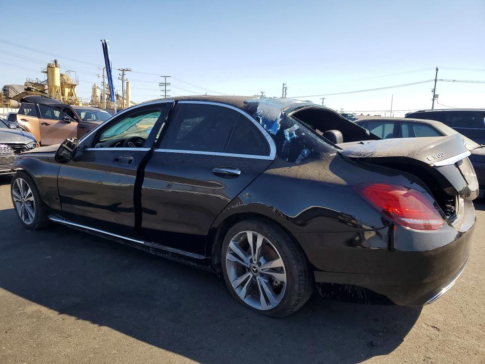 2021 Mercedes-benz C მანქანა იყიდება აუქციონზე, vin: W1KWF8DB4MR644983, აუქციონის ნომერი: 54831606